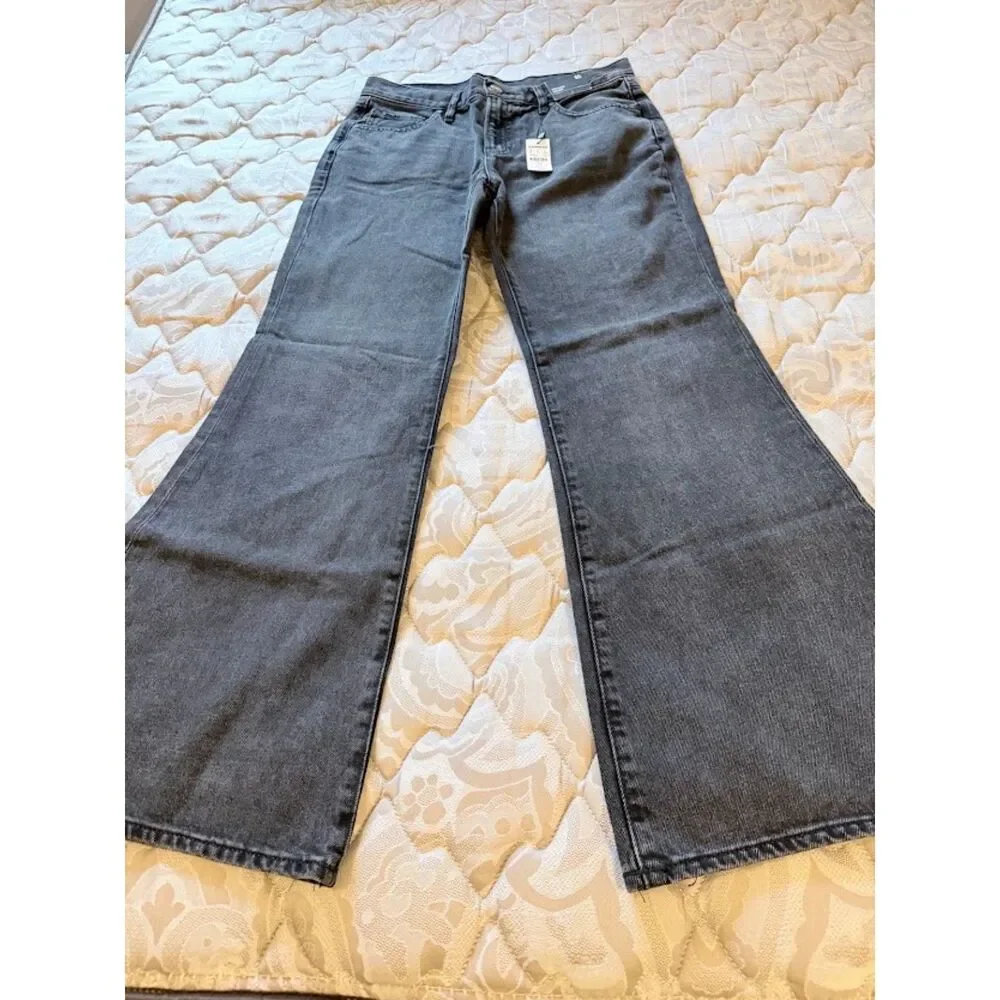 Express ‘70s Flare Mid Rise Jeans Size 6S – Dark Gray NWT Women’s